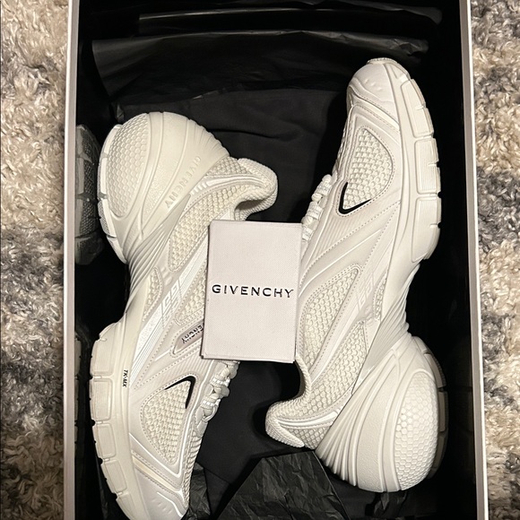 Givenchy Ivory TK-MX Runner - Picture 4 of 4